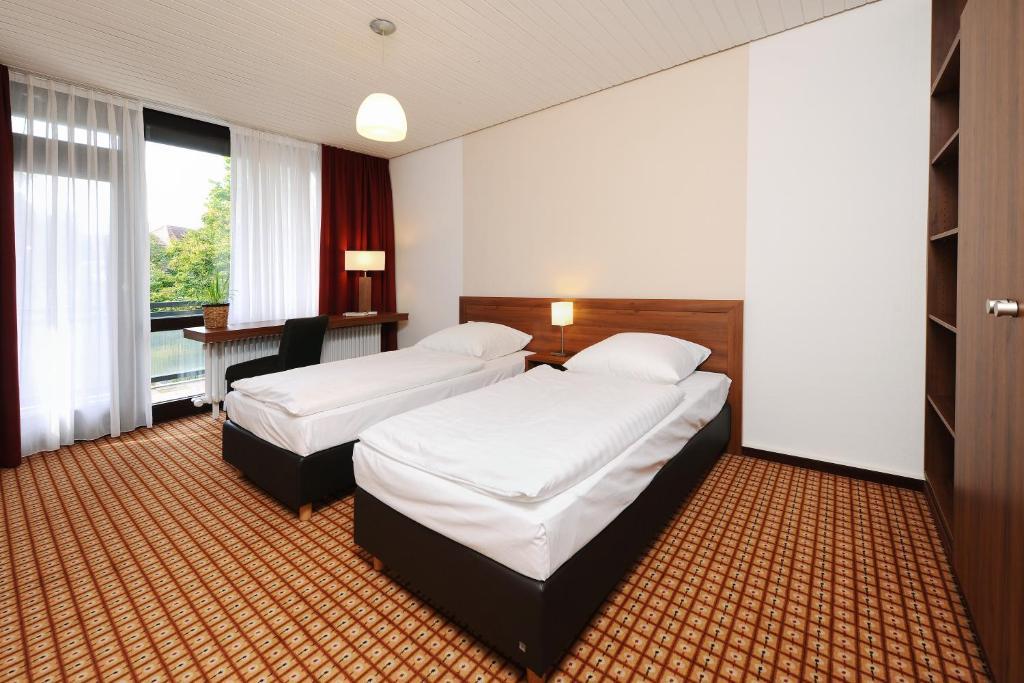 Bildungshaus St. Bernhard - Wohnen Und Tagen Hotel Rastatt Kamer foto